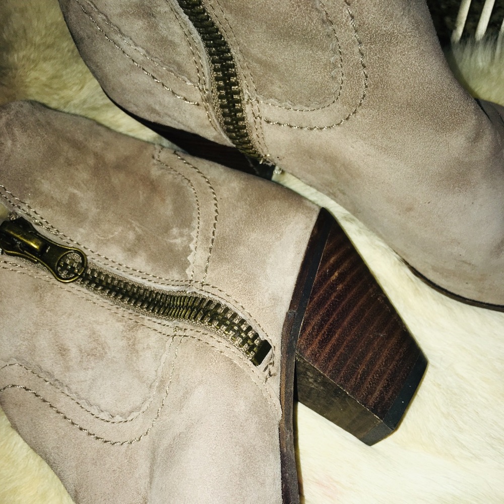 Sam Edelman Booties (6.5) - Picture 3 of 5